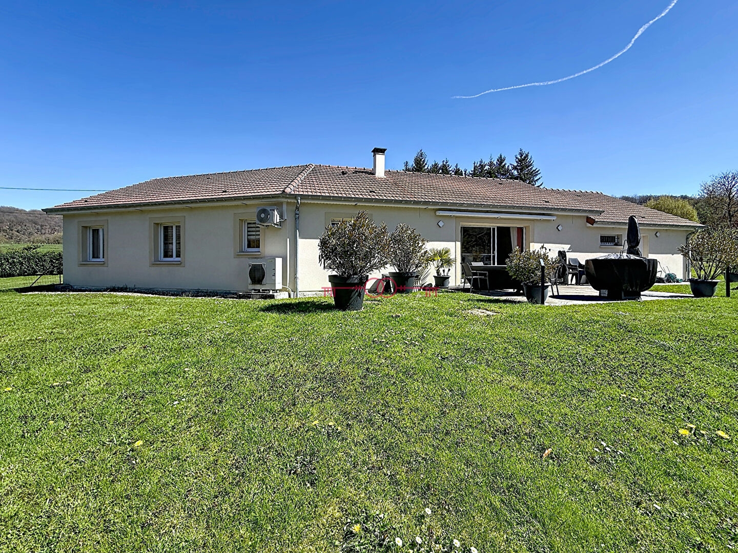 Maison 7 pièces à Futeau - photo 1