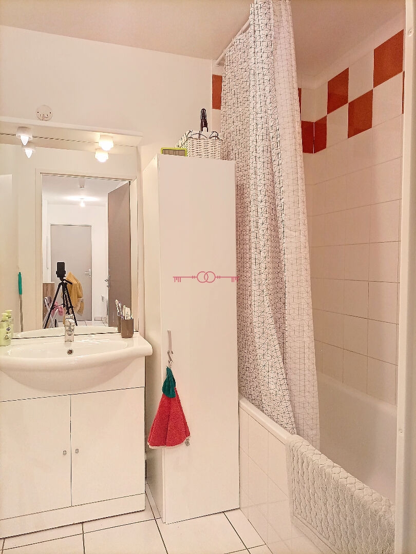 Appartement 3 pièces à Chalons en champagne - photo 6