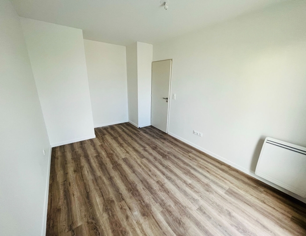 Appartement Reims 3 pièce(s) 66.72 m2 - photo 5