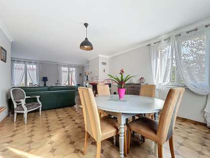 À VENDRE - MAISON INDIVIDUELLE DE TYPE 6 - À TINQUEUX - photo 3