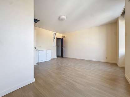À VENDRE - REIMS - AVENUE DE PARIS - STUDIO 22.90 m2 - photo 3