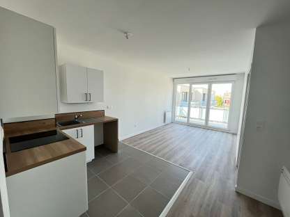 Appartement Reims 3 pièce(s) 66.72 m2 - photo 3